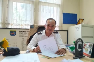 Lurah Pondok Jaya Nurman Hakim