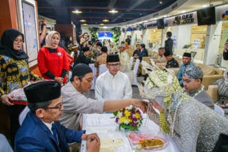 Pelaksaan Nikah Massal di Mal Pelayanan Publik Graha Tiyasa Lippo Plaza Keboen Raya