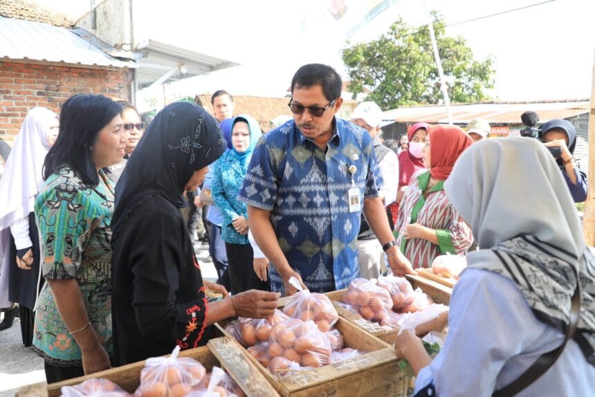 Program Gerakan Pangan Murah GPM yang diselenggarakan oleh Pemerintah Provinsi Jawa Tengah di Desa Sriwungu