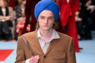 Kaum Sikh laki-laki dari India kerap memakai turban. (Foto : Kompas Lifestyle)