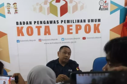 Anggota Bawaslu Kota Depok Koordinator Divisi Penanganan Pelanggaran dan Datin Sulastio