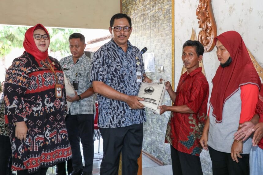 Bantuan Beras Untuk Warga Sragen dari Pemprov Jateng