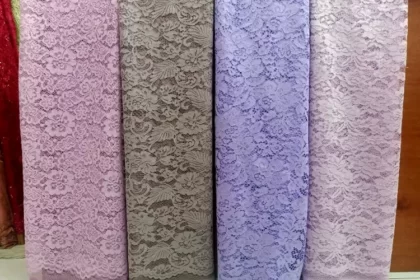 Kain Brokat. (Foto : Flores Editorial)