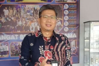 Kepala Kantor BEI Jawa Barat Achmad Dirgantara