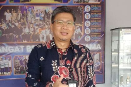 Kepala Kantor BEI Jawa Barat Achmad Dirgantara