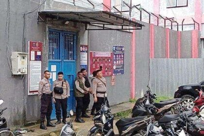 Napi Lapas Sorong Kabur