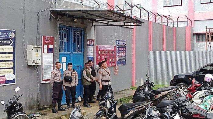 Napi Lapas Sorong Kabur