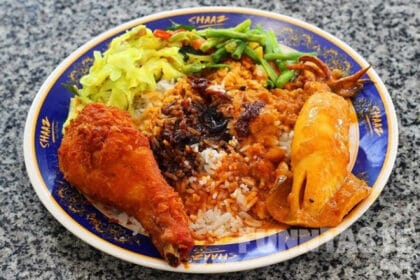 Nasi kandar dari Malaysia. (Foto : Gurusiana)