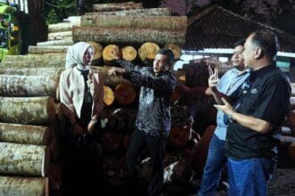 Yudi Eko Sentosa pengusaha kayu kelahiran Majenang Cilacap