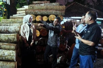 Yudi Eko Sentosa pengusaha kayu kelahiran Majenang Cilacap