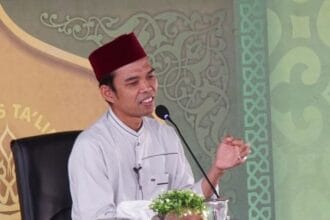 Pandangan Islam Terkait Hari Valentine Oleh Ustad Abdul Somad