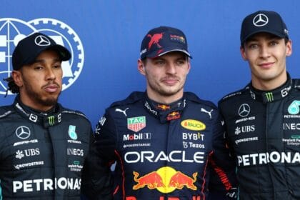 Serial Netflix F1 Driver