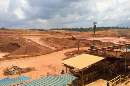 Tambang ilegal dan pabrik nakal di Banten