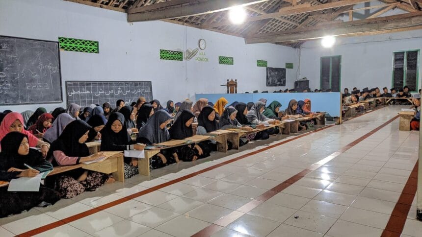 Ngaji Pasaran (Foto : PP Al Istiqomah)