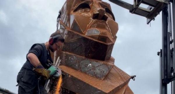 Patung hijab pertama di dunia (Foto : iNews)