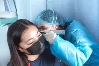 Periksakan Diri Jika Mengalami Gangguan Pendengaran