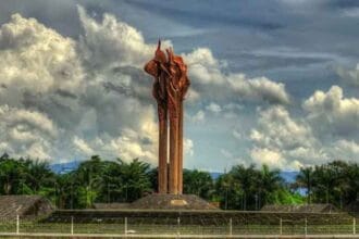 Tugu Bandung Lautan Api (Foto : Forum Keadilan)