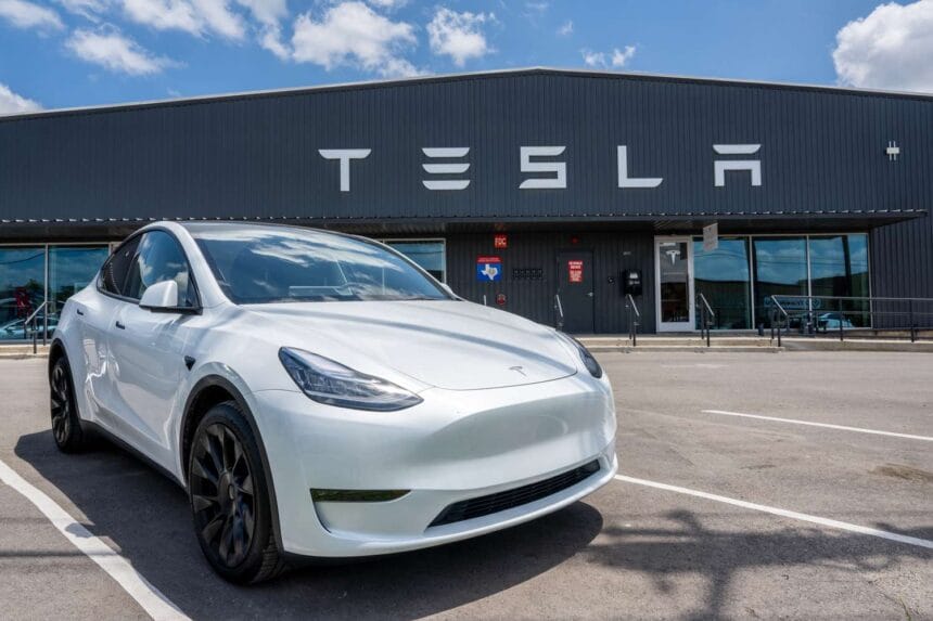 Tesla Memangkas Harga Mobil Listrik di Pasar Kunci, Hadapi Penurunan Penjualan 1 Harga Jual Tesla Turun