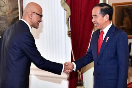 CEO Microsoft Beri Bantuan Investasi