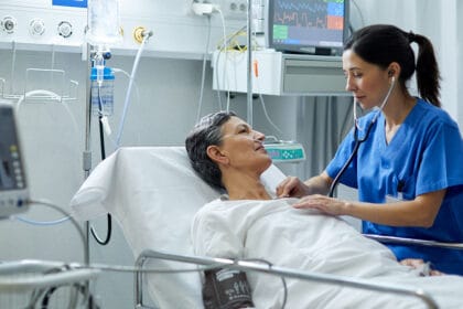 Hari bidan nasional (Foto : All Nursing School)