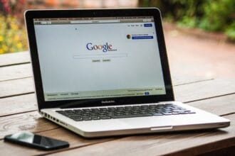 Laptop (Foto : Alinea.Id)