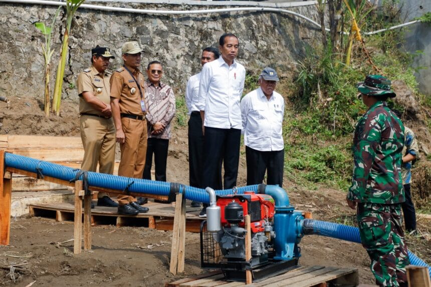 Presiden RI Sedang Meninjau Realisasi Bantuan Pompa Air