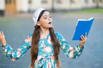 Puisi (Foto : Berita99)