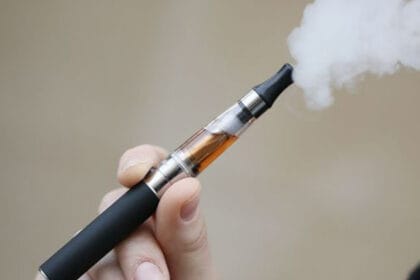 Rokok elektrik (Foto : Mahasiswa.co.id)