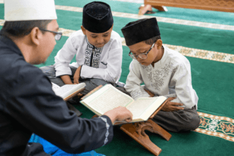 Mengajar Anak Mengaji