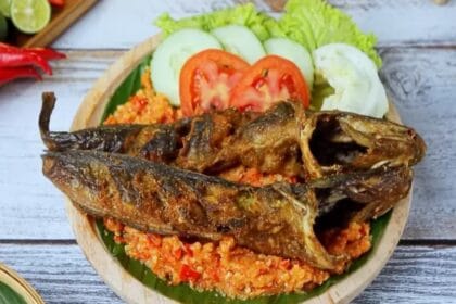 Pecel Lele Linimassa