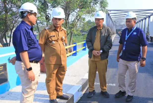 Pj Walkot Tangerang Tinjau Kondisi Arus Lalu Lintas setelah dibukanya Jembatan Pintu Air 10 setelah Revitalisasi