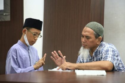 Tunarungu Belajar Alquran Melalui Isyarat