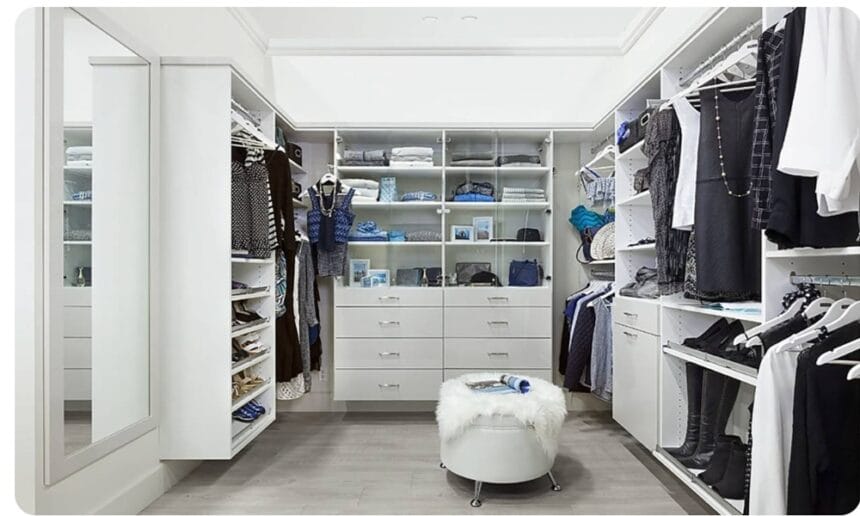 Walk in Closet