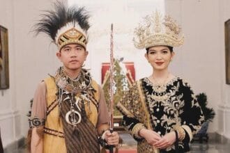 Baju Papua Gibran (Foto : Beautynesia)