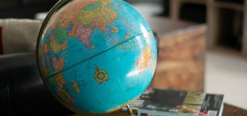 Globe, Peta Dunia Berbentuk Bola yang Hits pada Masanya 1 Globe