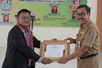 Pers Berperan Sajikan Informasi dan Berita Akura dan Berimbang