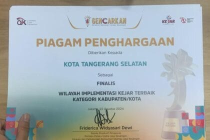 Piagam Penghargaan Kota Tangerang Selatan