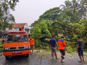 BMKG Peringatkan Warga Lebak dan Pandeglang, Cuaca Ekstrem Terjadi Hari Ini 2 BMKG Peringatkan Warga Lebak dan Pandeglang
