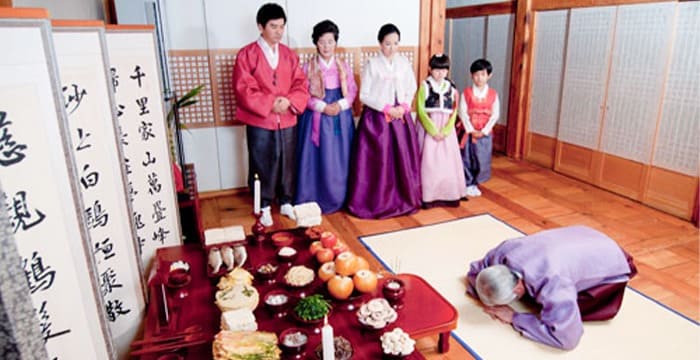 5 Hal yang Harus Diketahui pada Festival Chuseok 1 Festival Chuseok di Korea (Foto : Cuckoo Indonesia)