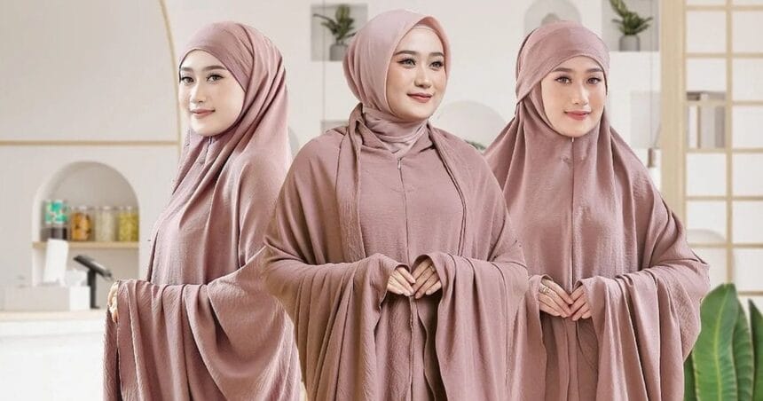 10 Mukena yang Dipakai Wanita Indonesia 1 Ilustrasi mukena (Foto : Blibli)