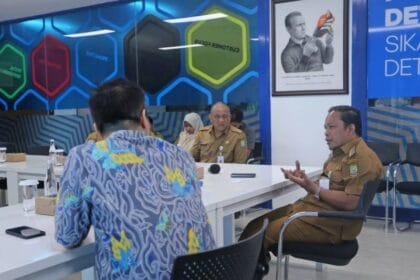 Pembahasan Iklim Investasi oleh Walkot Tangerang dan PT. Gajah Tunggal