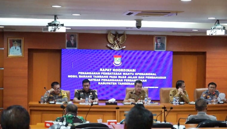 3 Langkah Efektif Batasi Operasional Kendaraan Tambang Oleh Dishub Kab. Tangerang 1 Operasional Kendaraan