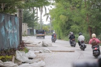 Jalan Villa Pamulang