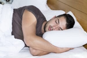 Sensasi Jatuh Saat Tidur? Mungkin Kamu Mengalami Hypnic Jerk 2 tidur