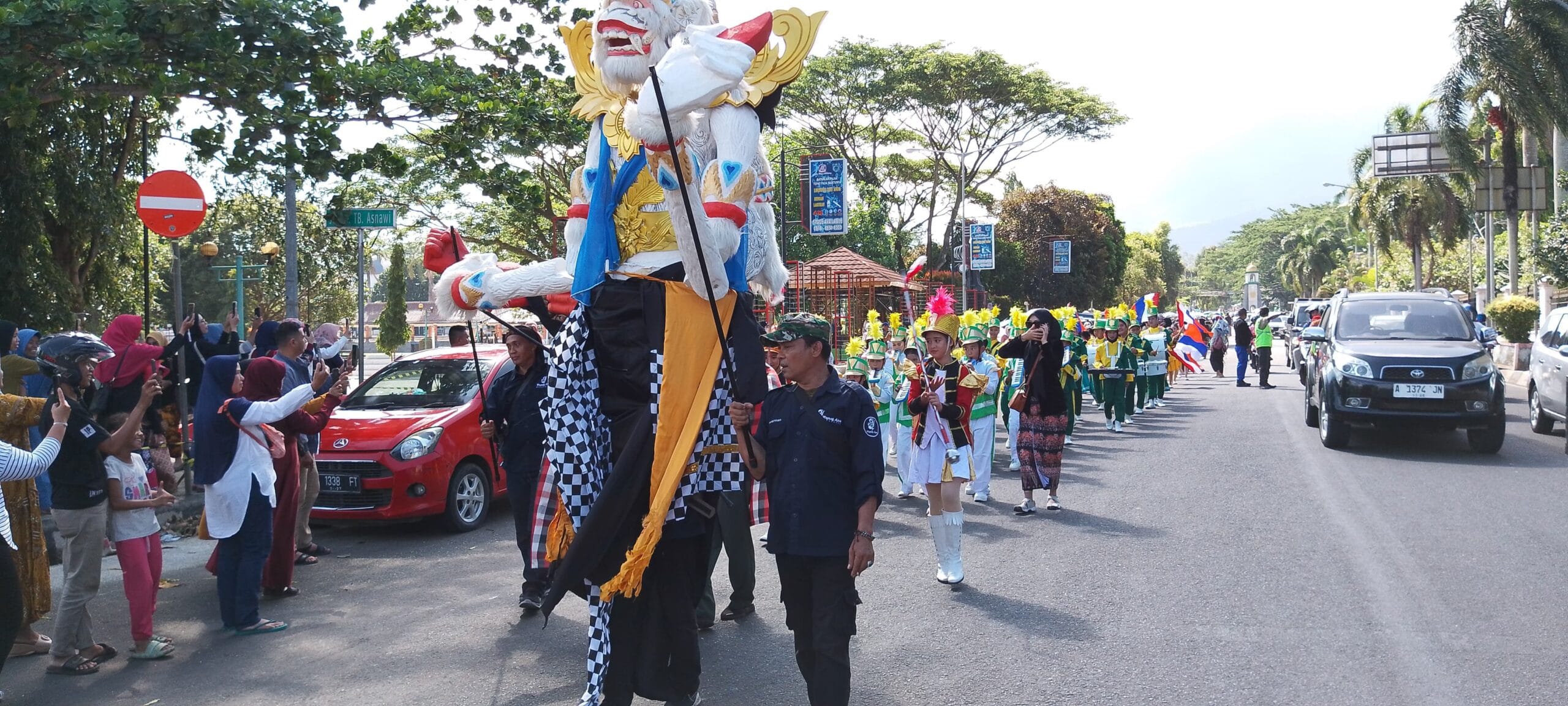 Genius 2024 Pandeglang, Ribuan Siswa SD-SMP Meriahkan Parade Karnaval Budaya 2 Genius 2024 Pandeglang