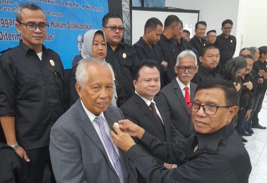 Perjuangkan Hak PWI, OC Kaligis dan Ronnie Sompie Siap Gugat Dewan Pers 1 PWI