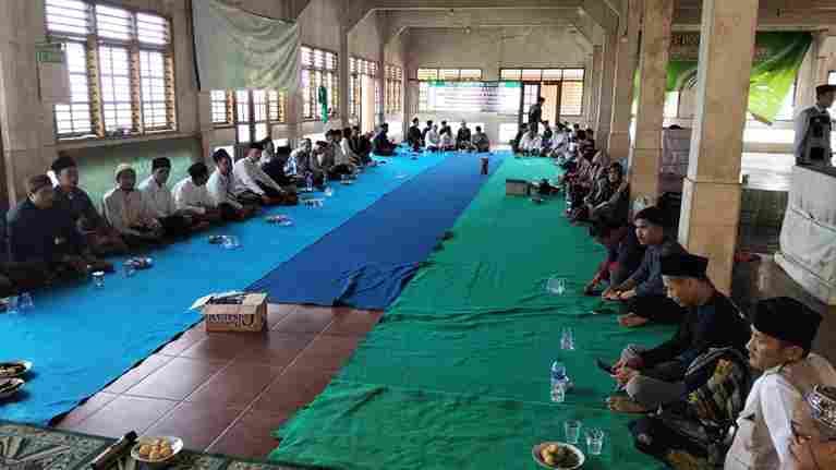 Ulama Abuya Muhtadi Lantik Relawan Pencegahan Maksiat Se-Provinsi Banten 2 Abuya Muhtadi