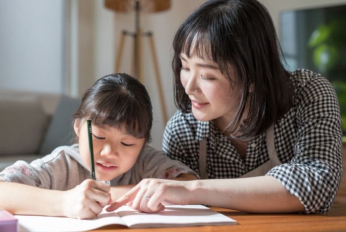 5 Cara Tingkatkan Semangat Belajar pada Anak 3 Semangat Belajar