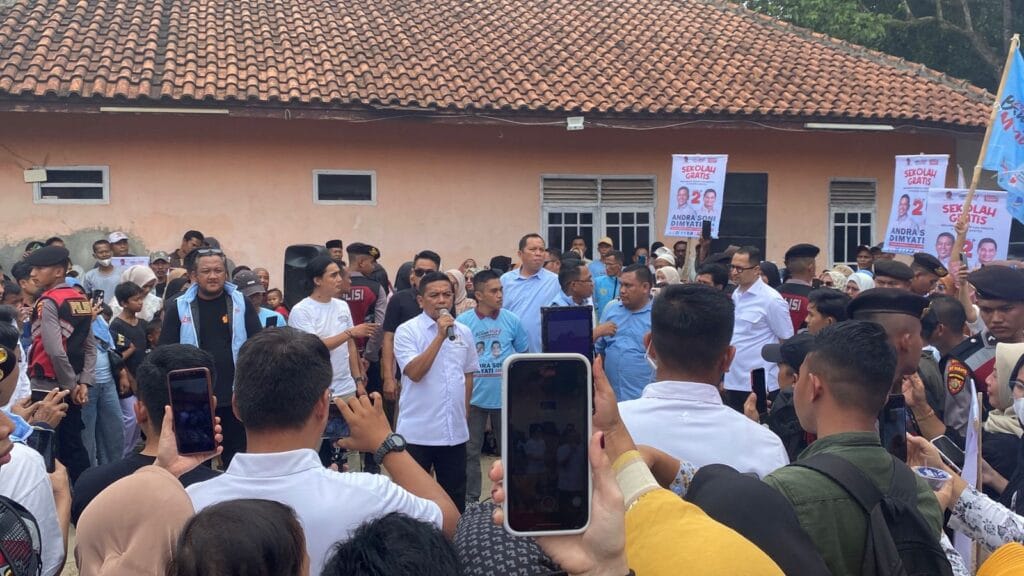 Debat Pilgub Banten, Siapkan Beasiswa Sekolah Swasta, Airin : Itulah Keadilan dan Pemerataan 3 beasiswa