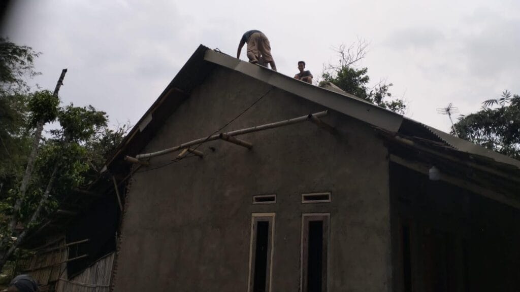 Banten Dikepung Badai, 87 Rumah Rusak, BPBD Imbau Warga Waspada 2 Rumah Rusak